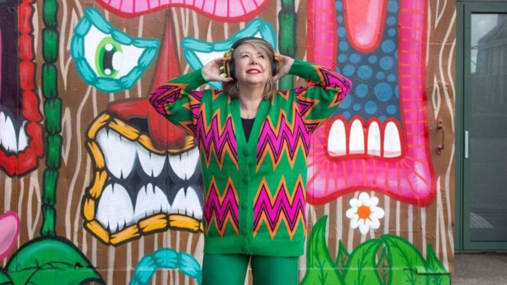 Esther DJ je moeder