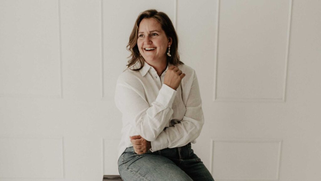 sophie-accardi-money-mindset-this-is-elfin